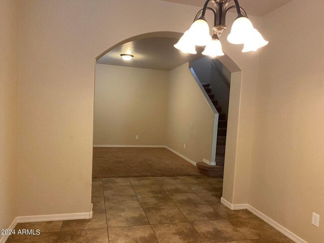 Building Photo - 957 S Wallrade Ln