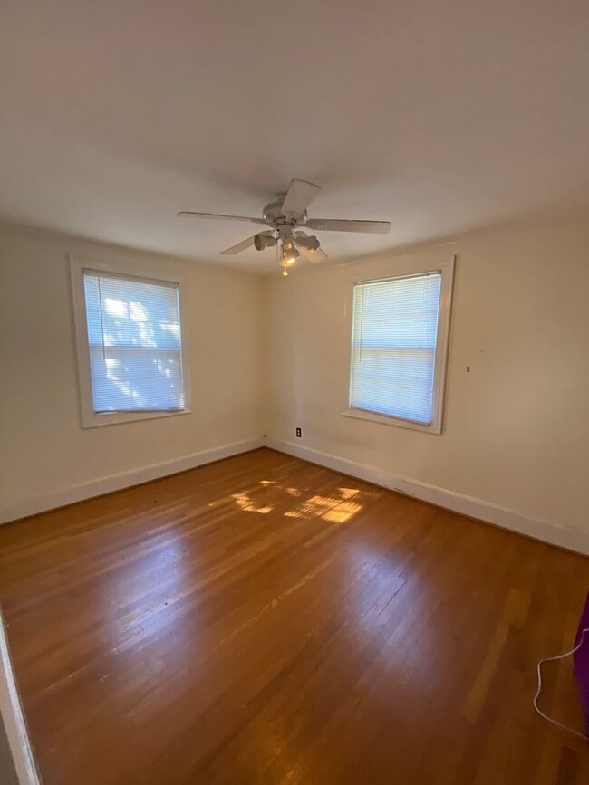 Building Photo - 3908 Patterson Ave