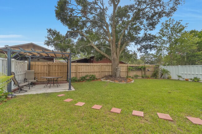 Building Photo - 12447 Mondragon Dr