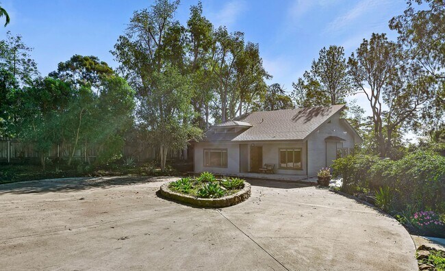 Building Photo - RARELY AVAILABLE: MONTECITO  UNION SCHOOL ...