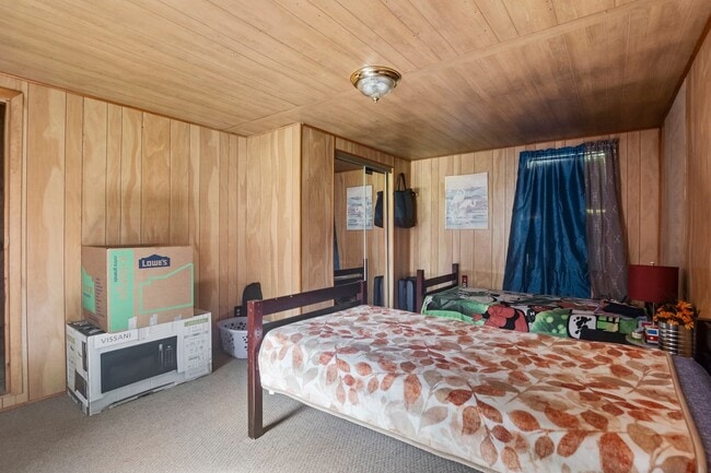 Building Photo - 465 Pecan