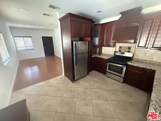 Building Photo - 2244 Ripple St