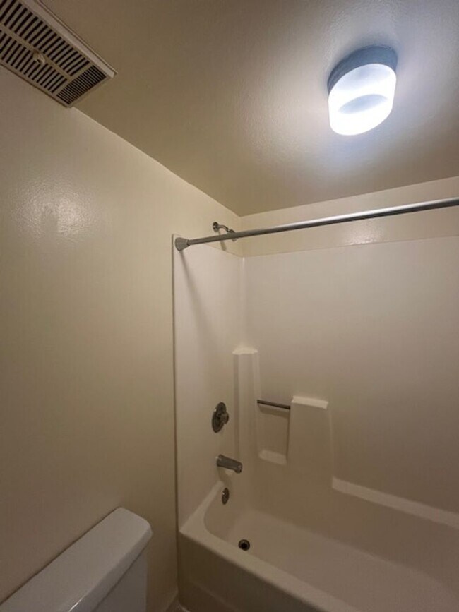 Building Photo - 1185 FOOTHILL BLVD #30, SAN LUIS OBISPO (PINE CREEK CONDO)