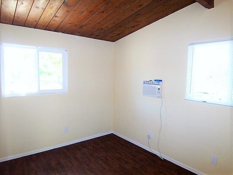 Building Photo - 5013 Williams Ave