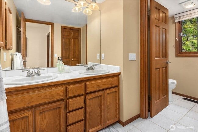 Building Photo - 17248 NE 125th St