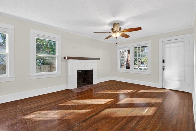 Building Photo - 2905 14th St N