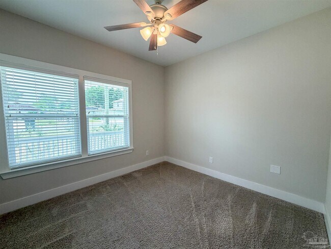 Building Photo - 5841 Winifred Ave