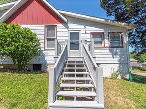 Building Photo - 7410 Hoover Ave