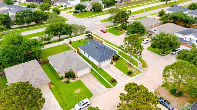 Building Photo - 7602 Little Thicket Ct
