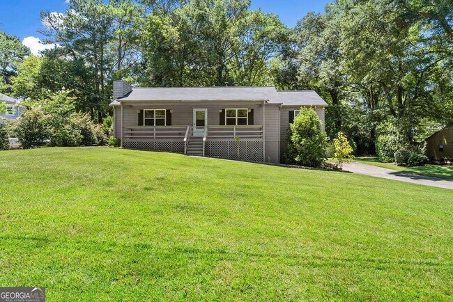 Building Photo - 4035 Thames Dr