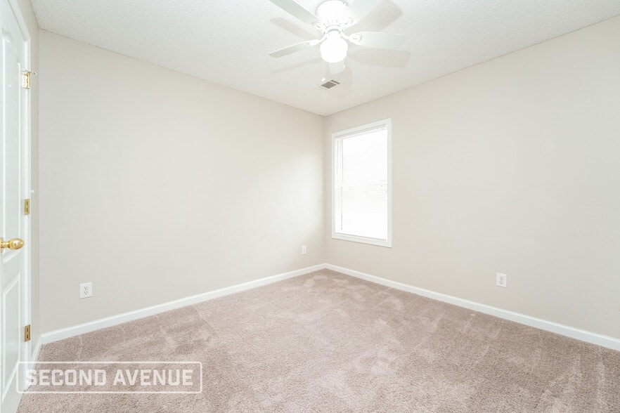 Building Photo - 3673 Walnut Creek Way