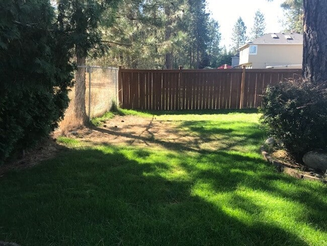 Building Photo - COMING SOON !! Two Story Home By Old Sundance Golf Course