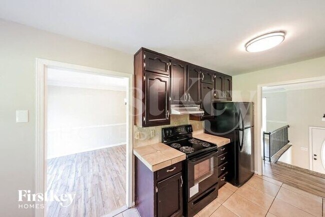 Building Photo - 1521 Cedargate Cir