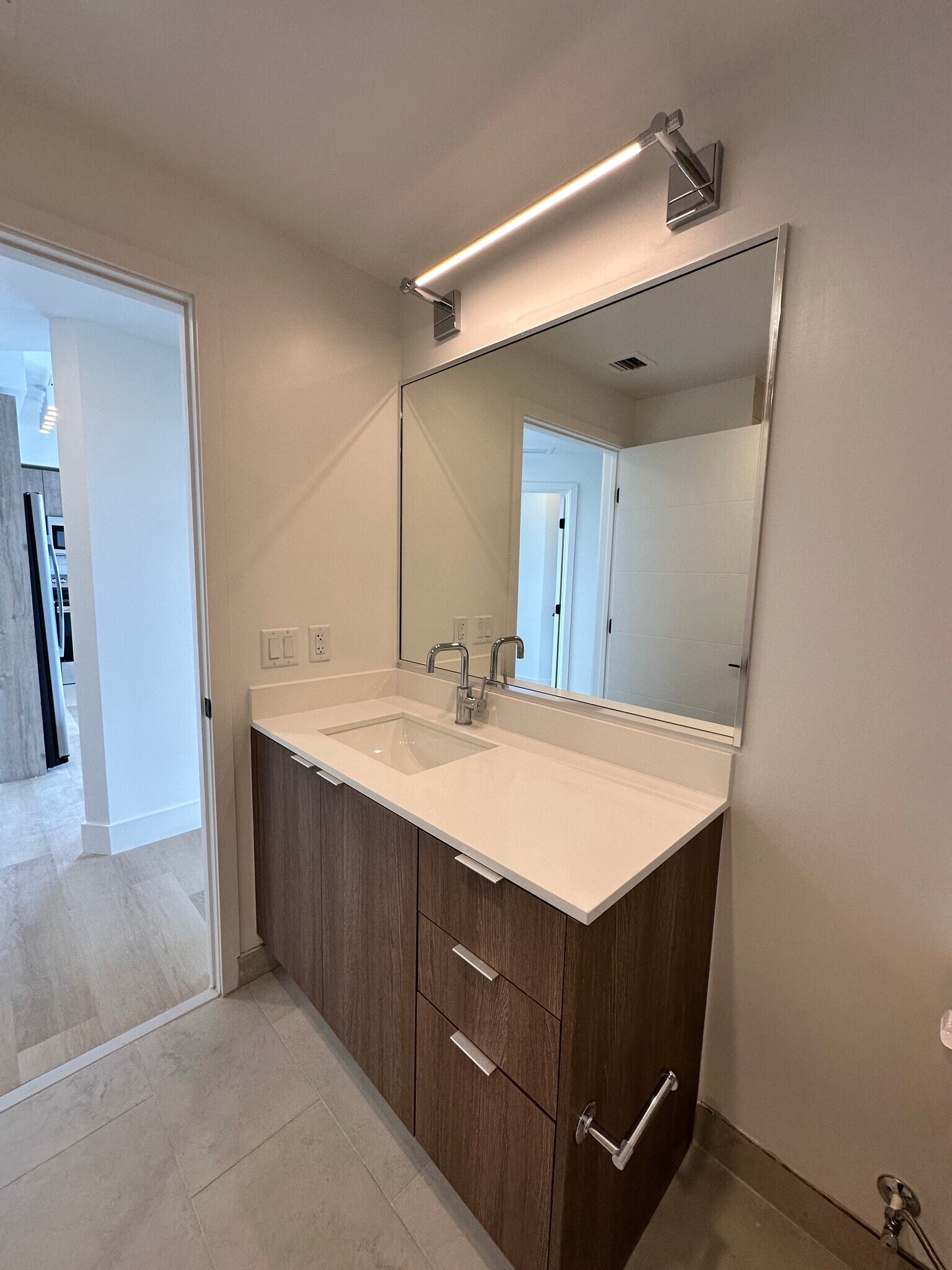 Building Photo - 4314 SW 49th Ct