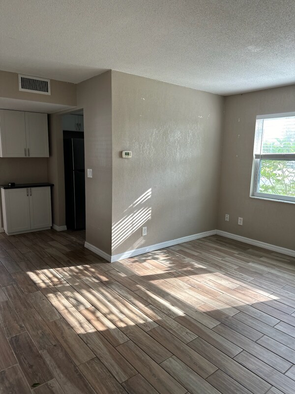 Building Photo - 783 San Christopher Dr