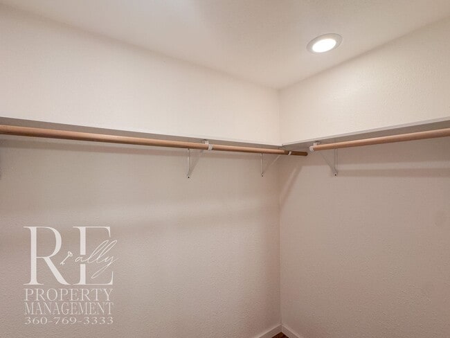 Building Photo - Vaulted 2-Bed Home with Scenic Views, Gas Fireplace & Oversized Deck