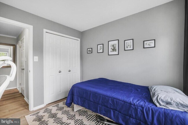 Building Photo - 7812 Mayfair Cir