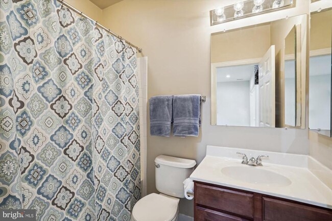 Building Photo - 4524 Fair Valley Dr