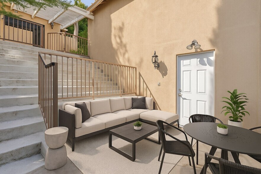 Building Photo - 3962 Oakfield Dr