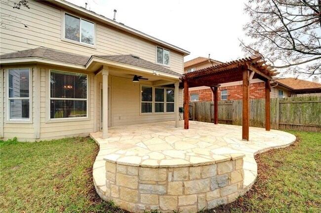 Building Photo - 932 Rusk Rd