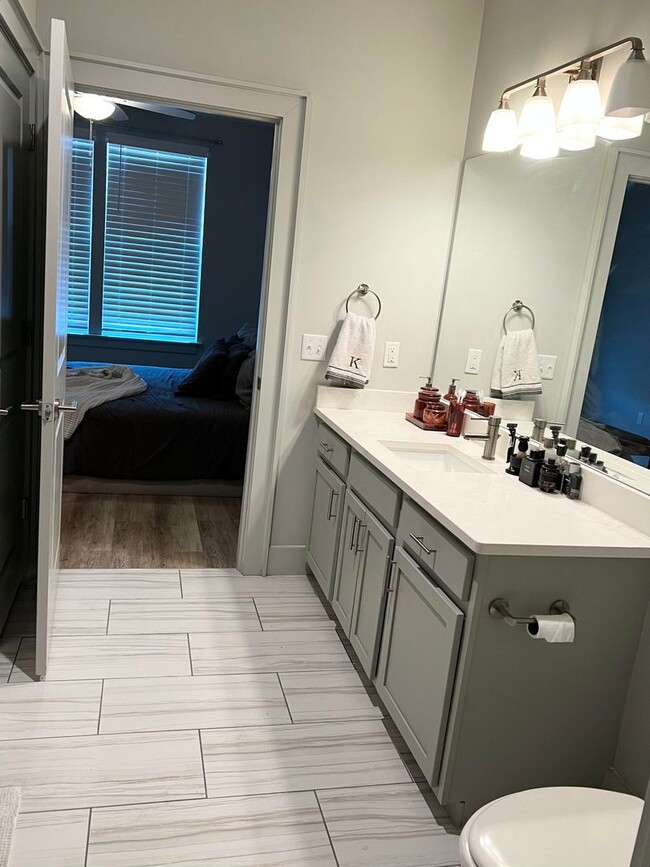 Building Photo - 2501 Bienville Blvd