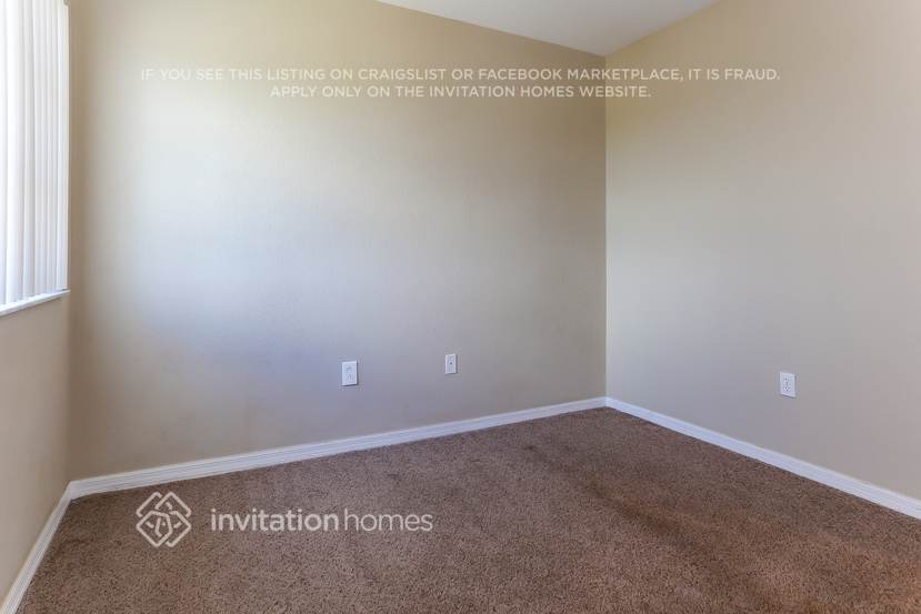 Building Photo - 12421 SW 50th Ct