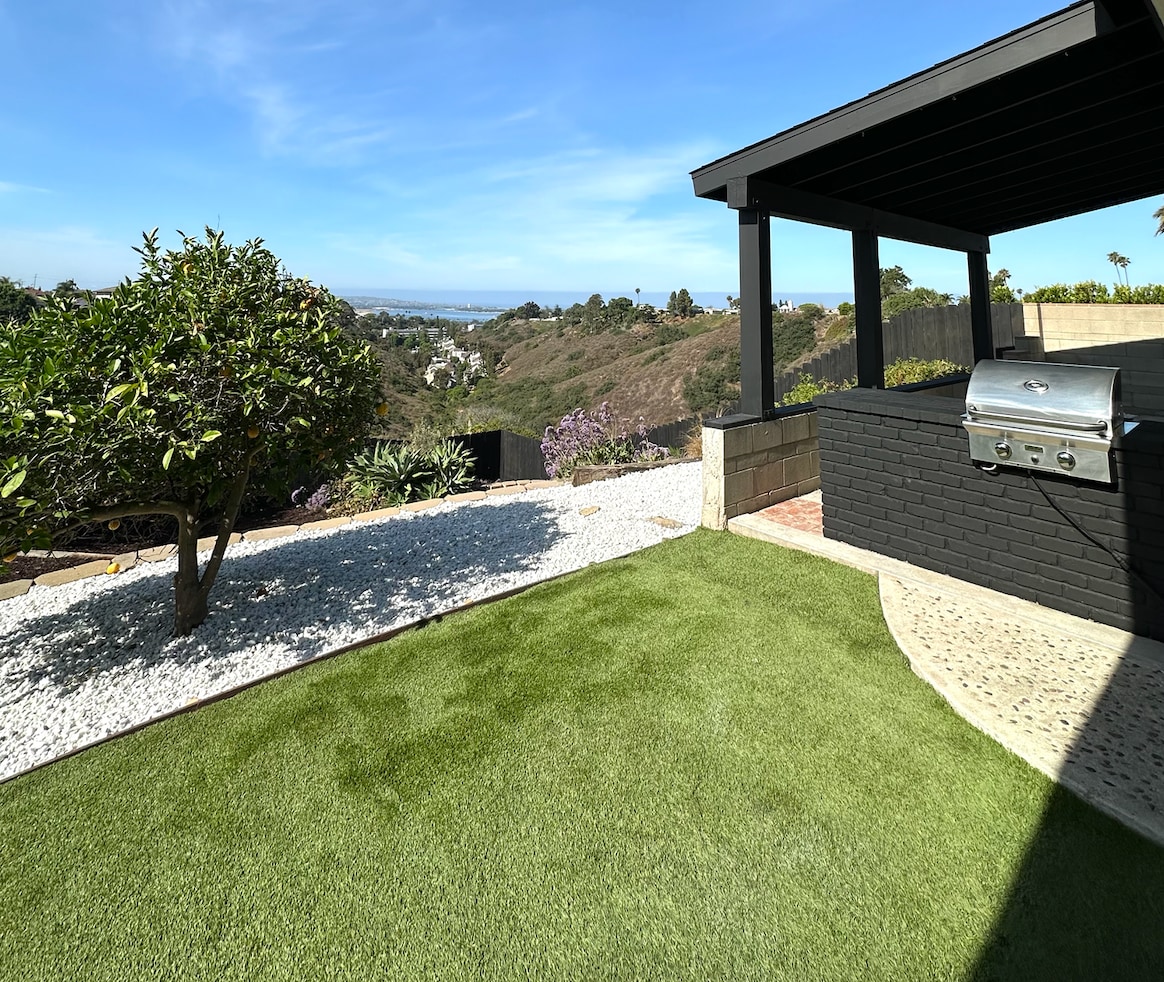 Building Photo - 3881 Ecochee Ave