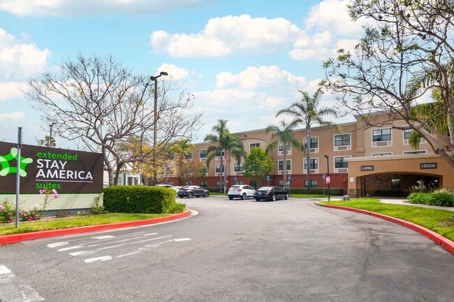 Building Photo - 19200 Harborgate Way
