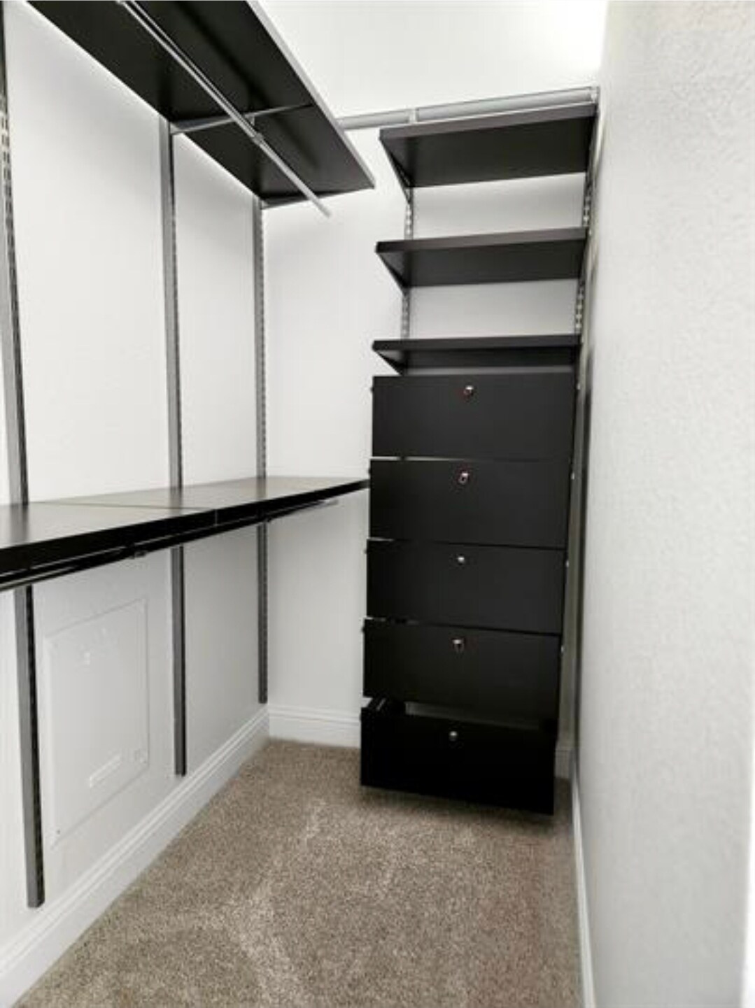 Building Photo - 5401 S Park Terrace Ave