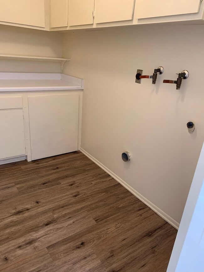 Building Photo - An El Dorado Model on the Golf Course