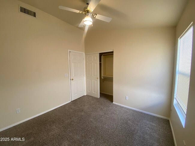 Building Photo - 902 W Sun Coast Dr