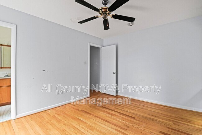 Building Photo - 8108 Timber Valley Ct
