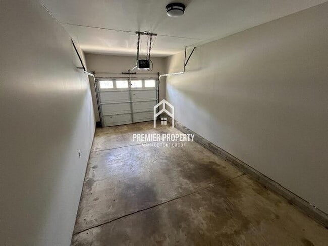 Building Photo - 1791 Homedale Ave