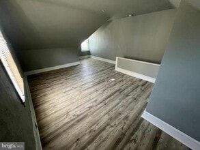 Building Photo - 408 Burlington Ave