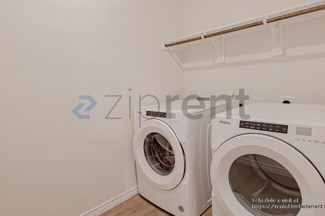 Building Photo - 2020 Saddle Wy