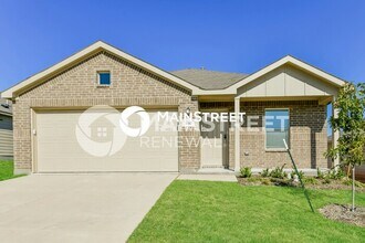 Building Photo - 3 Bedroom Pet-Friendly Home in Fort Worth, TX with Main Street Renewal