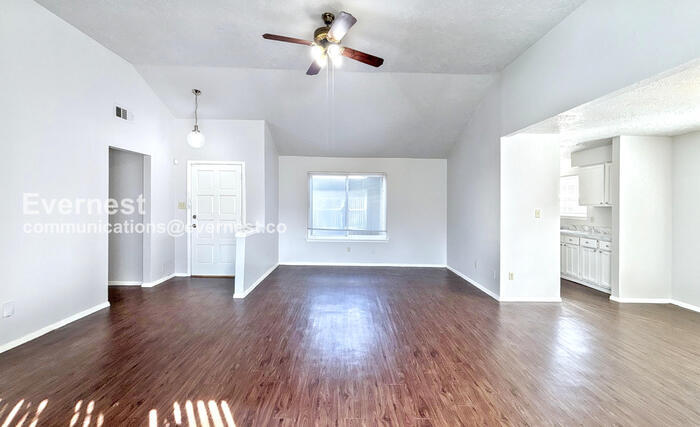 Building Photo - 13507 Tara Oak Dr