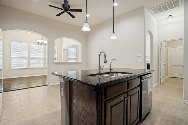 Building Photo - 9404 National Pines Dr
