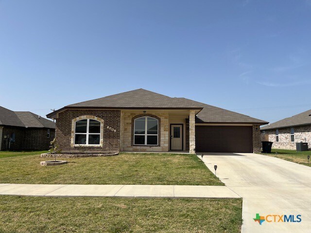 Primary Photo - 6009 Cactus Flower Ln