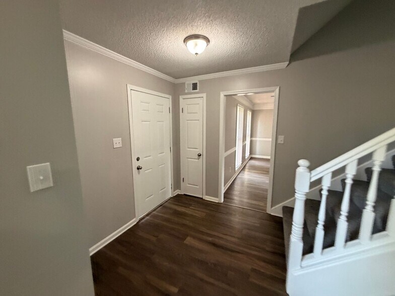 Building Photo - 1535 Teal Wing Ln