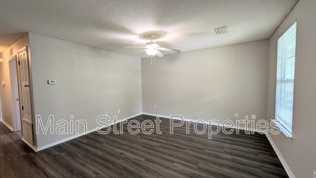 Building Photo - 8660 Figland Ave