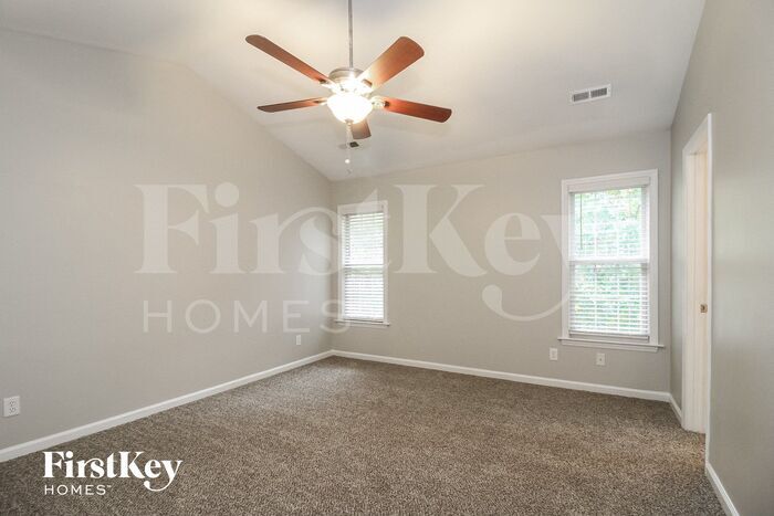 Building Photo - 4911 Heritage Woods Ct