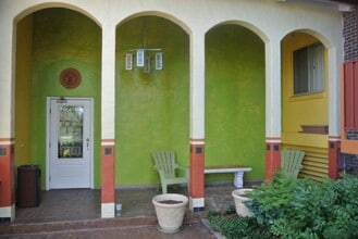 Building Photo - Online for roommate application only