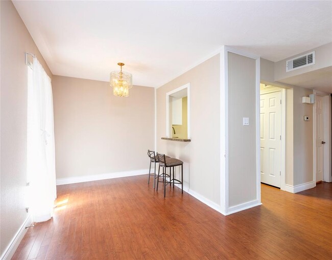 Building Photo - 9029 Gaylord Dr