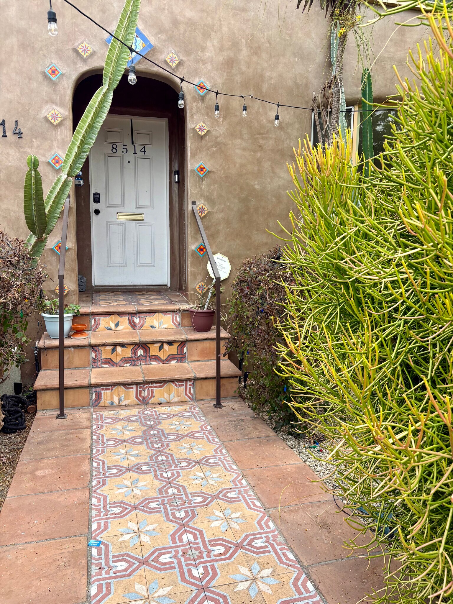 Front steps - 8512 Saturn St