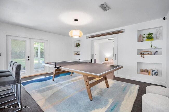 Building Photo - 14352 Crystal Cove Dr S