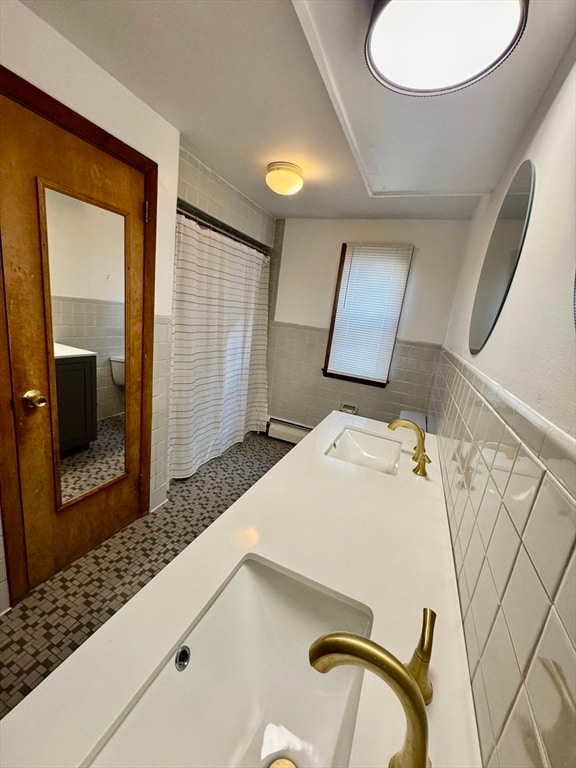 Building Photo - 156 Nichols Ave