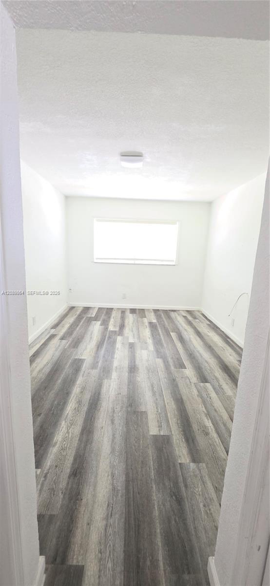 Building Photo - 20201 NE 29th Ct
