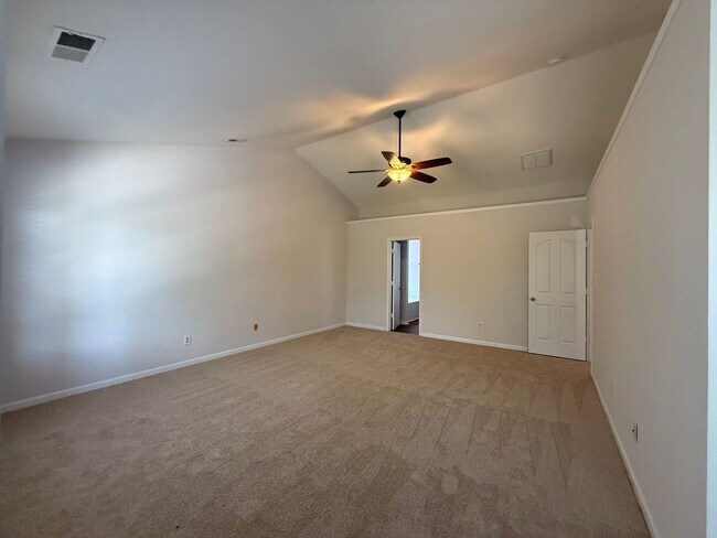 Building Photo - 4BR/2.5 BA Home in Monroe