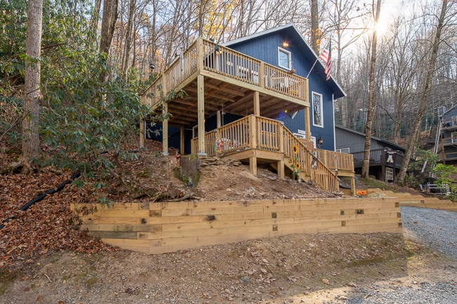 Building Photo - 524 Clubhouse Dr